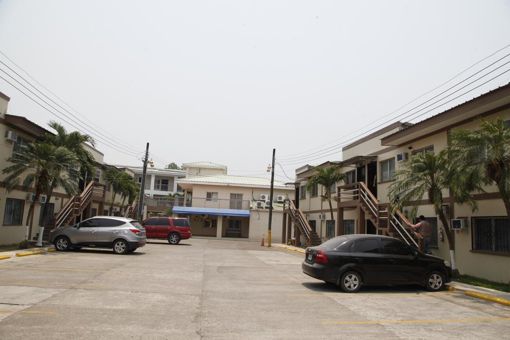 Apart Hotel Pico Bonito La Ceiba Cameră foto